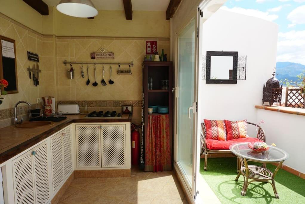 Villa Eagles Nest - Massive Townhouse With Pool With Outstanding Views Algodonales Exterior foto